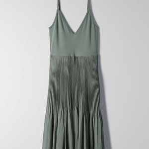Aritzia Daphnee Dress - NWT (green)